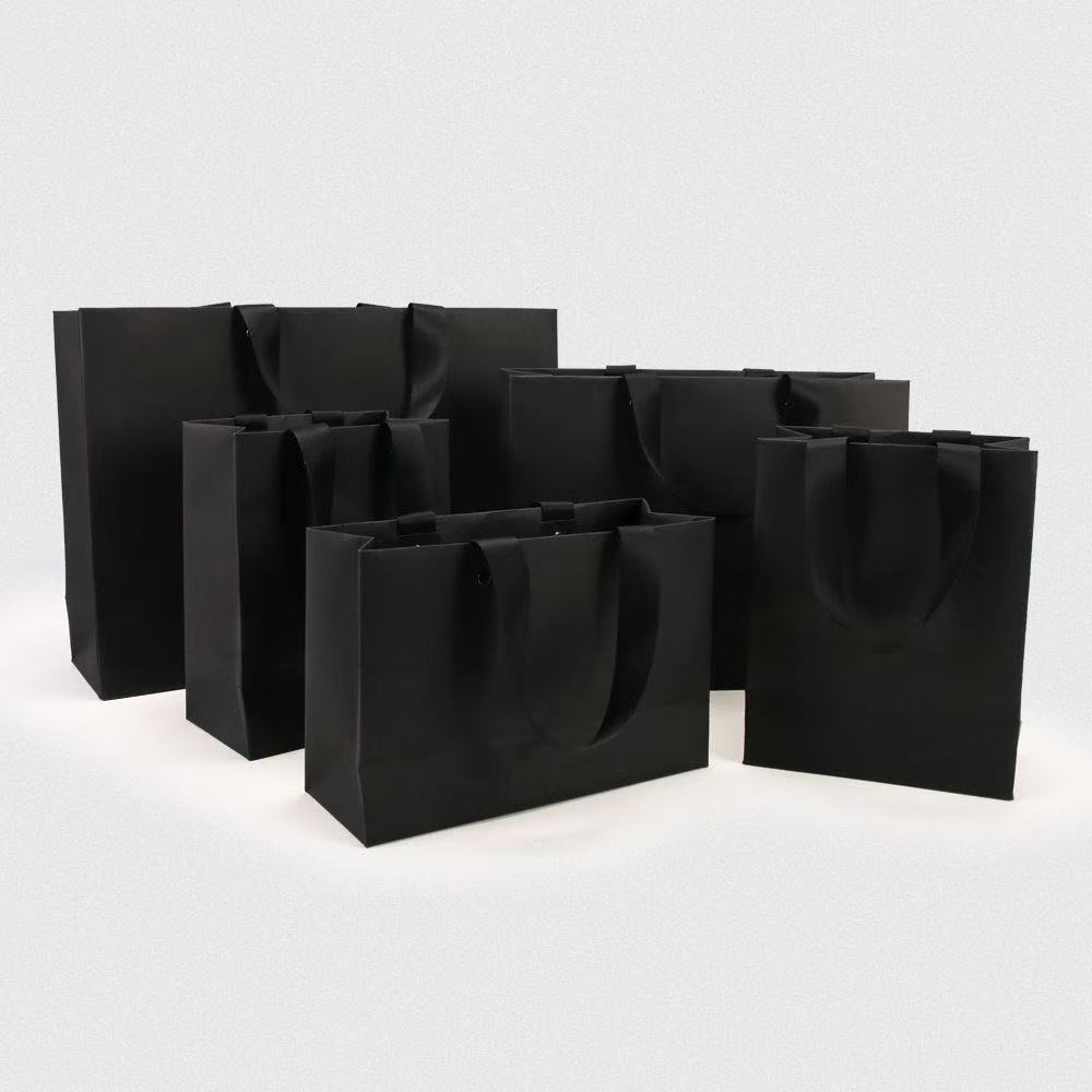 Custom Luxury Clothing Paper Bags with Your logo Retail Handle Bags Shoes Promotional Shopping Gift Packaging Paper Bag