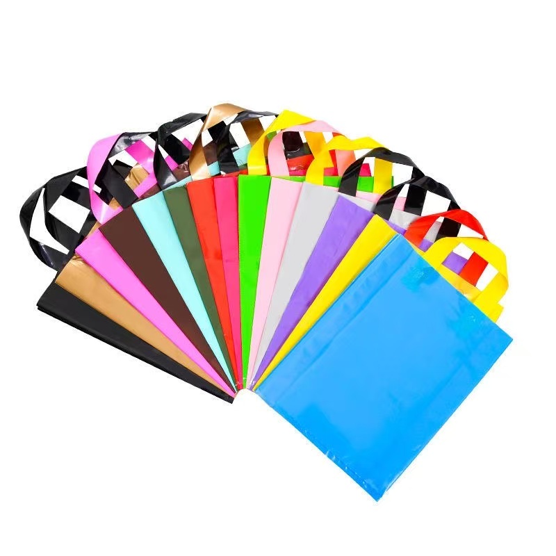 Reusable PE Tote Carrying Shopping Bag Printed Clear Plastic Retail Durable  Packaging Garment Plastic Bag