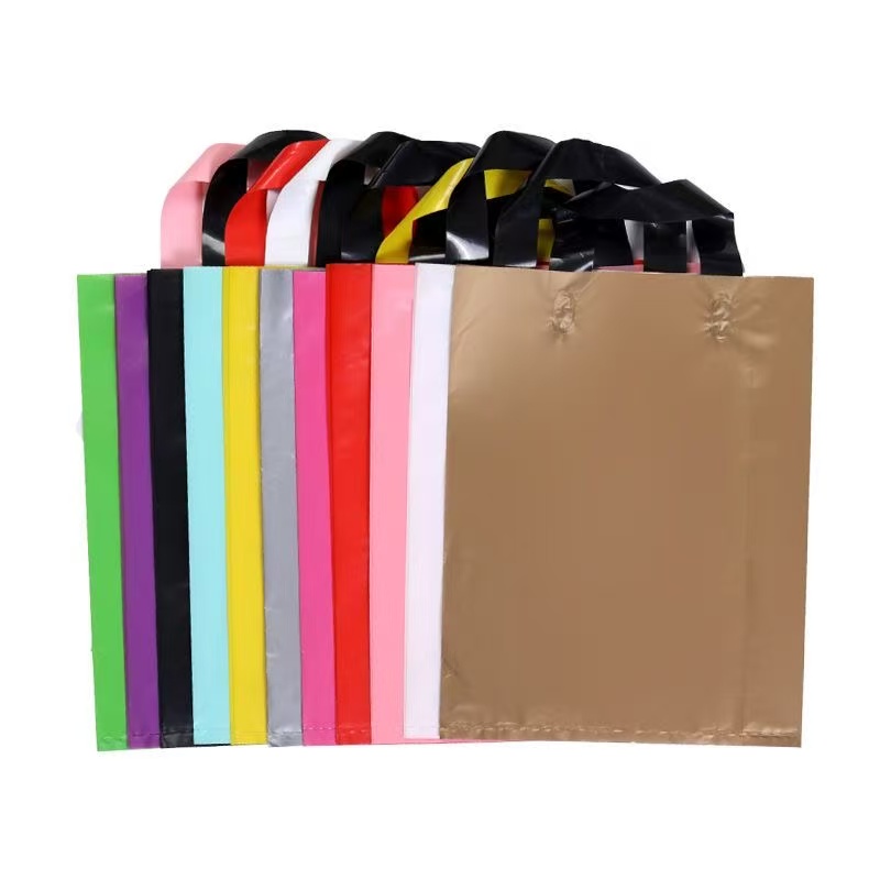 Wholesale High Quality Plastic Packaging Bags for Clothing Store Shopping and Gift Packaging Bag